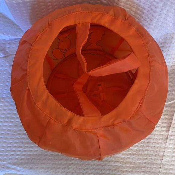 Disney expandable trick or treat bucket - Picture 5 of 8